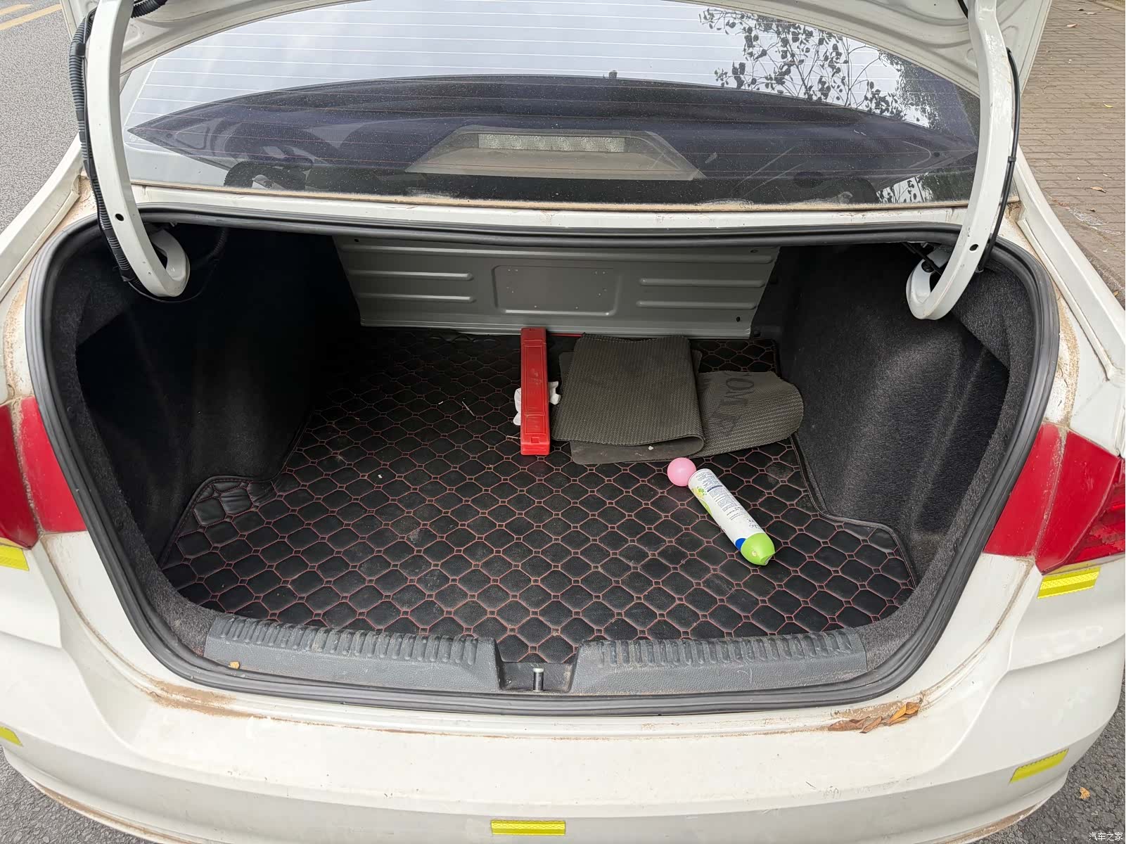 Volkswagen Santana, 2018 8