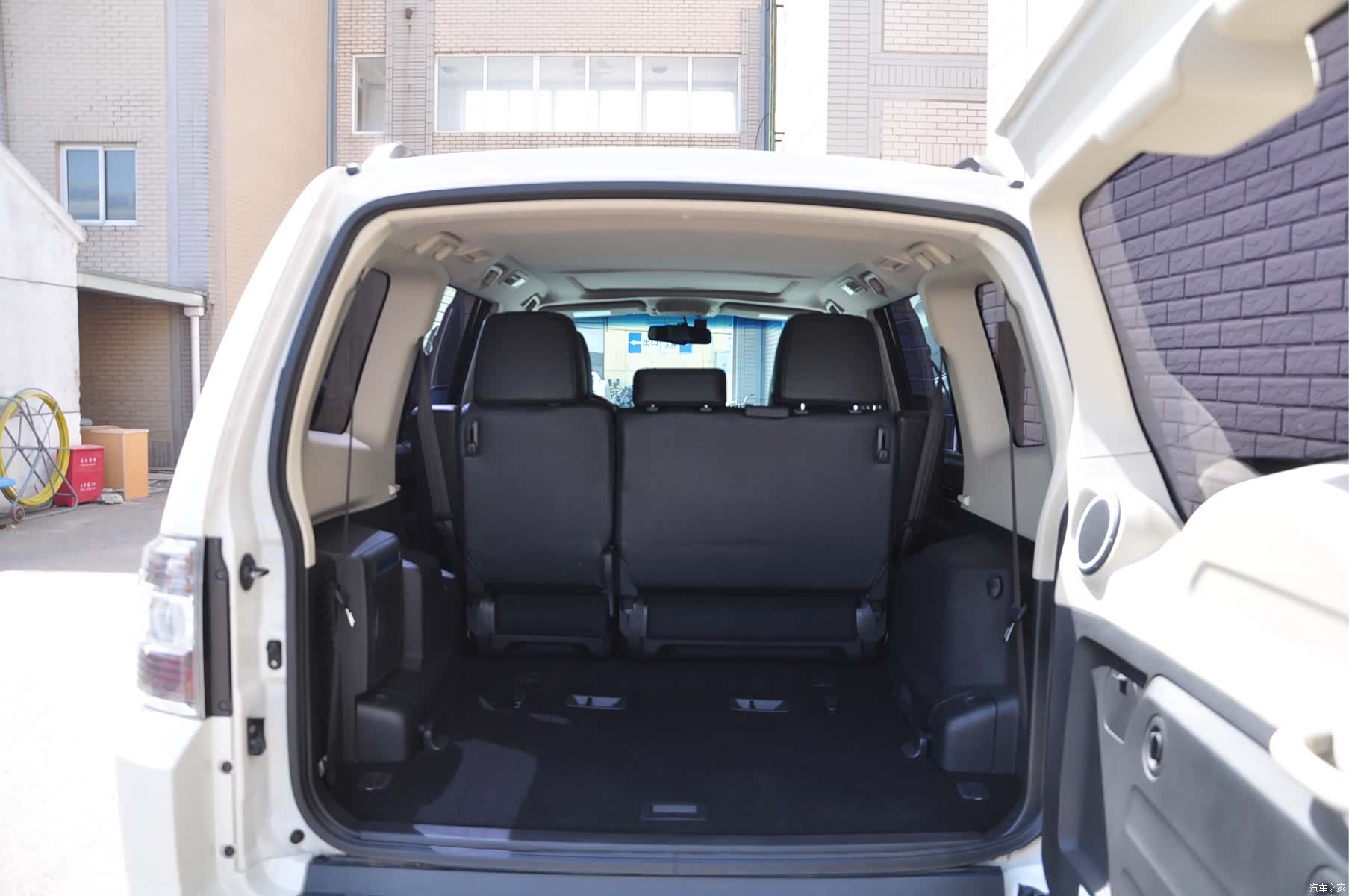 Mitsubishi Pajero, 2020 16