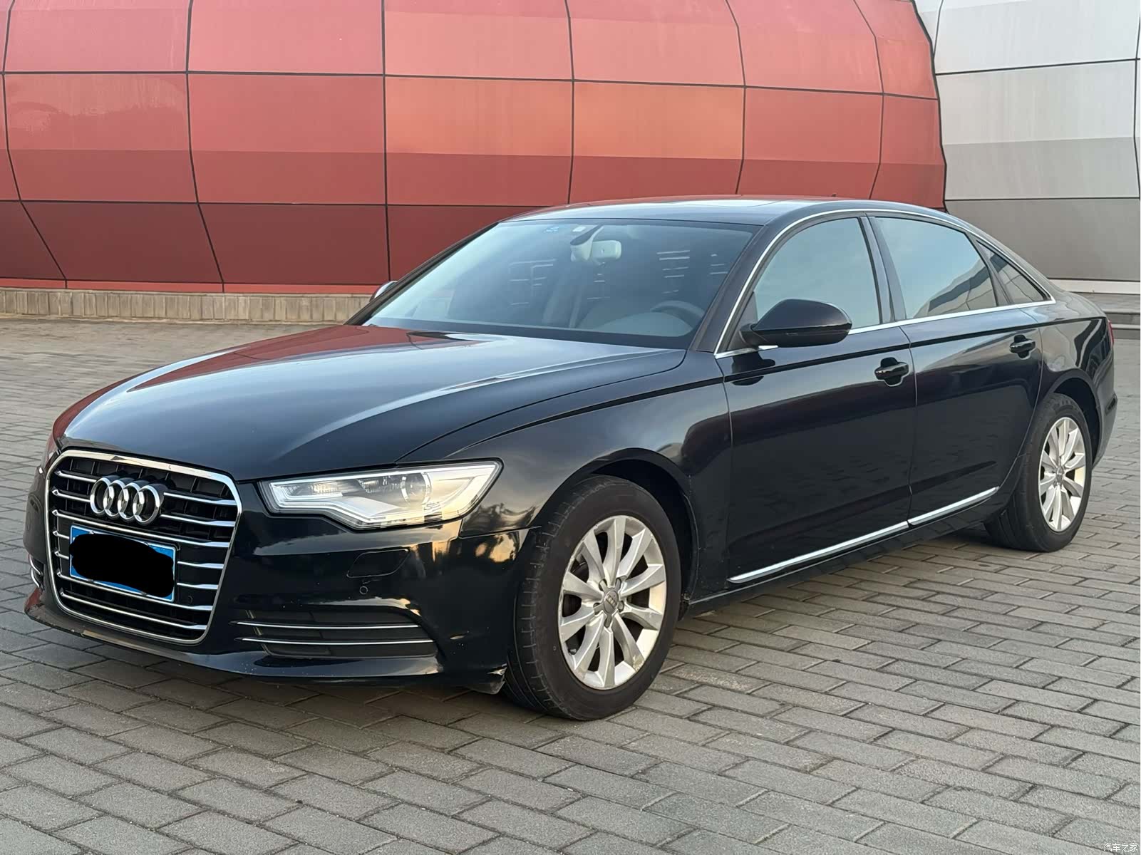 Audi A6L, 2013 1