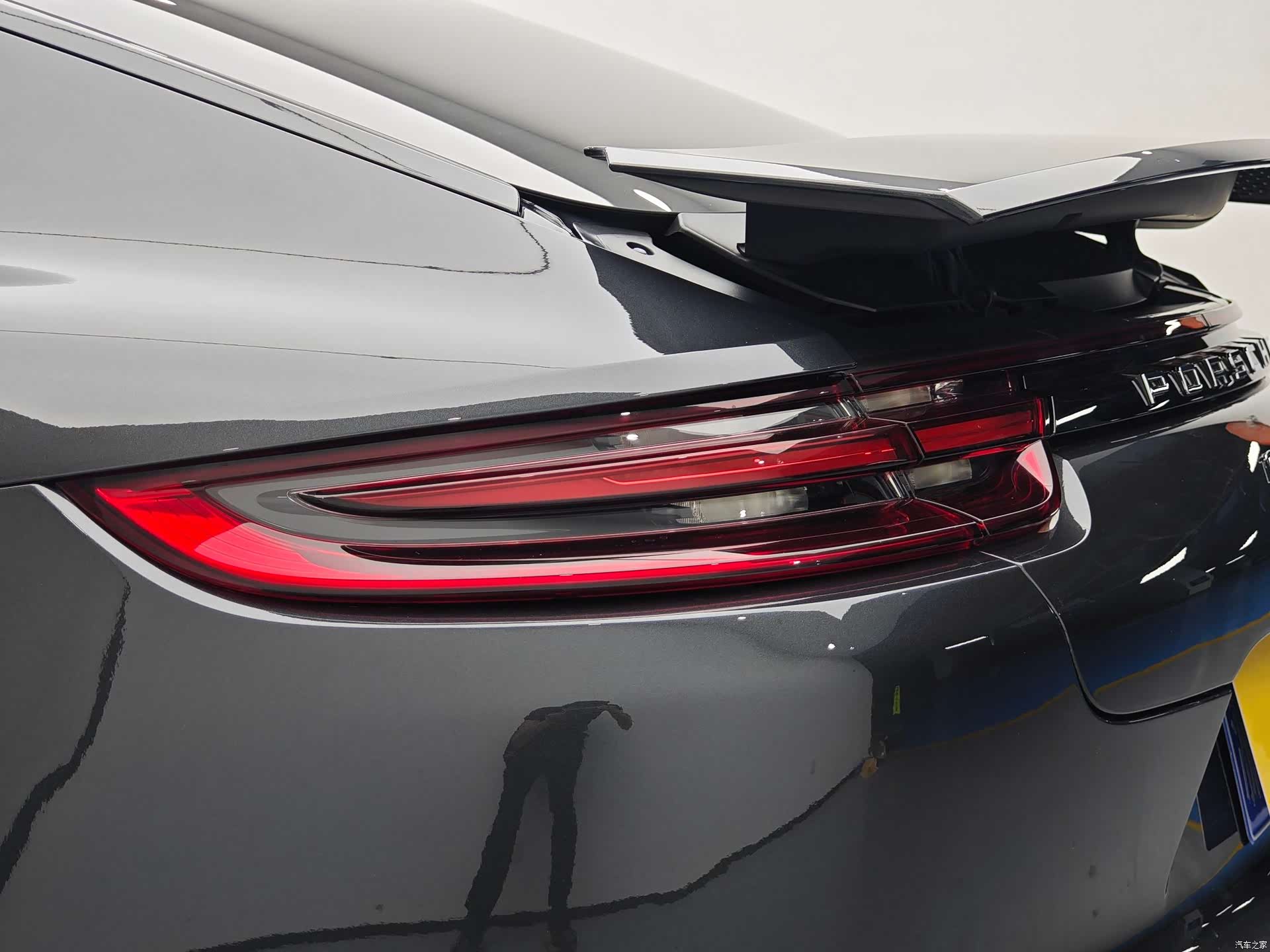 Porsche Panamera, 2018 8