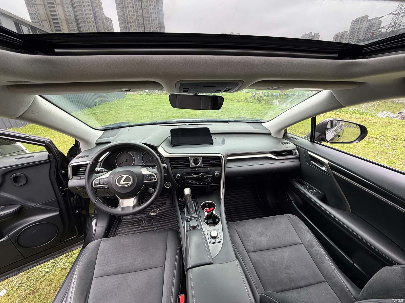 Lexus RX, 2019 9