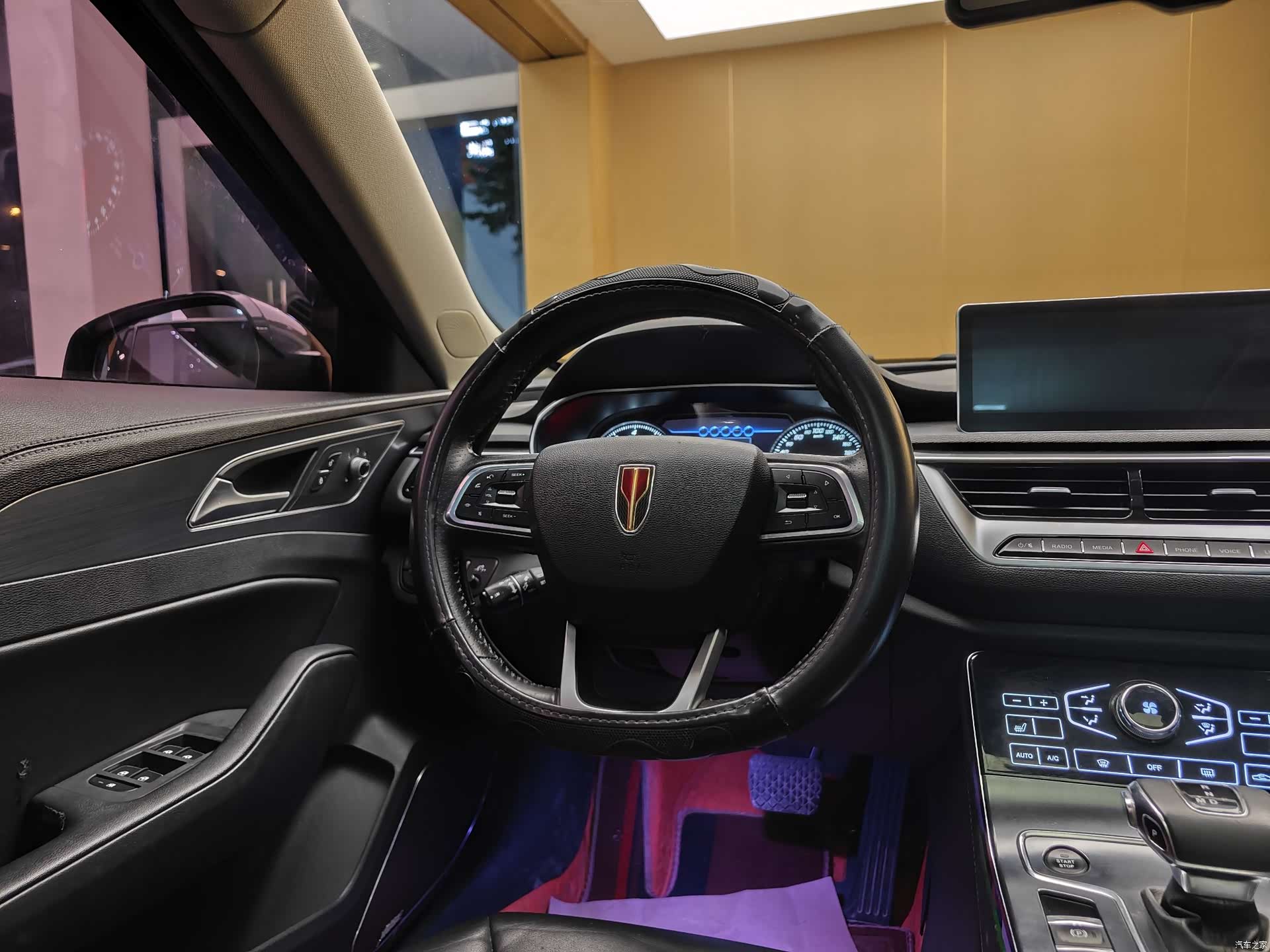 Hongqi H5, 2021 15