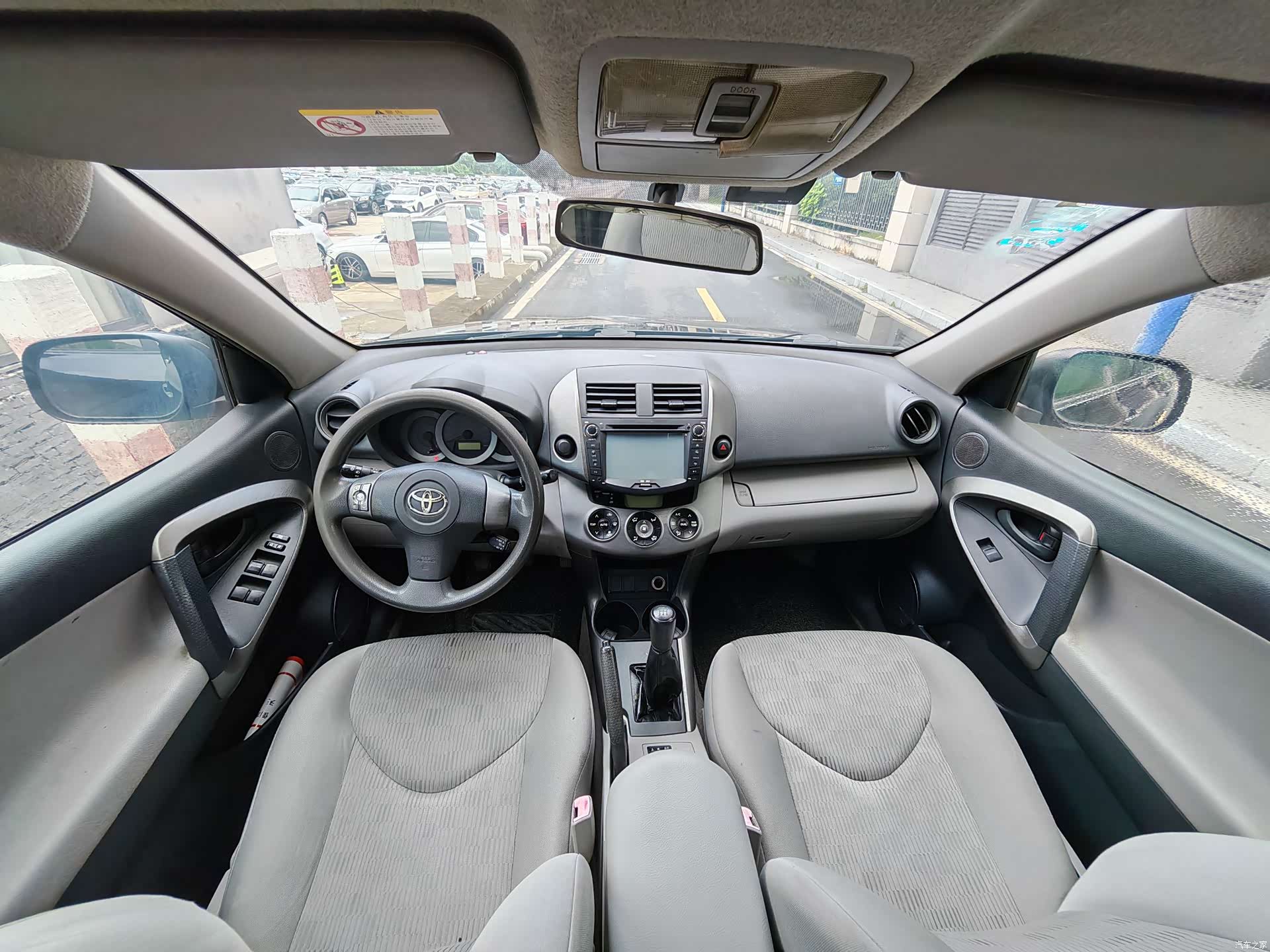 Toyota RAV4, 2011 21