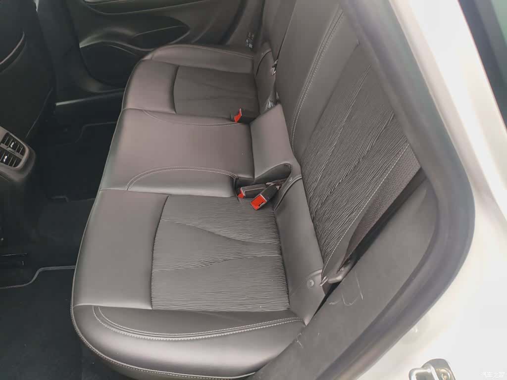 Buick Verano, 2018 13
