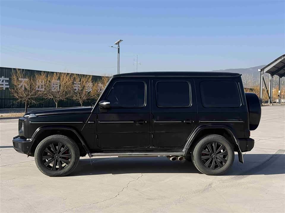 Mercedes-Benz G-class