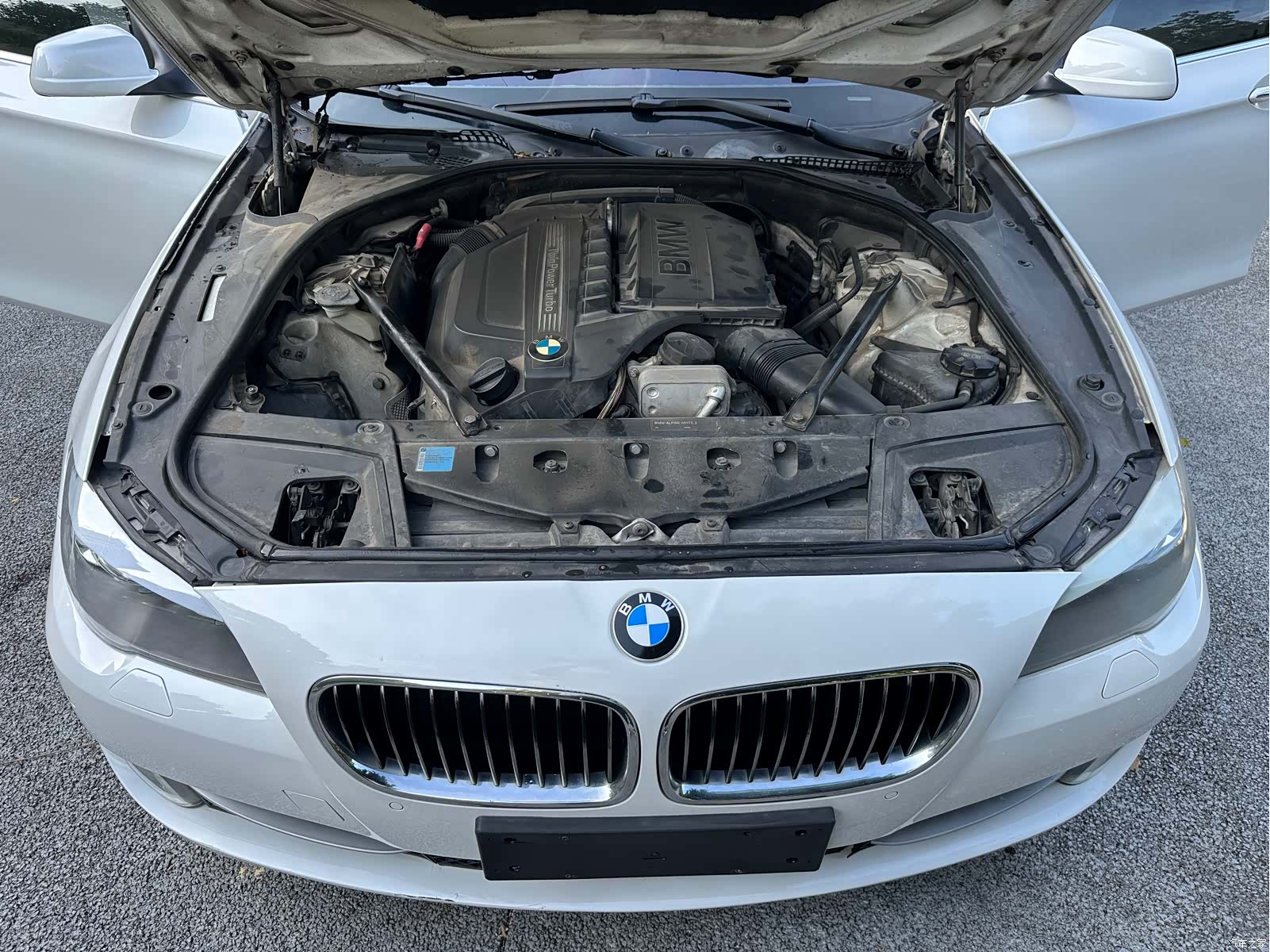 BMW 5 Series, 2011 19