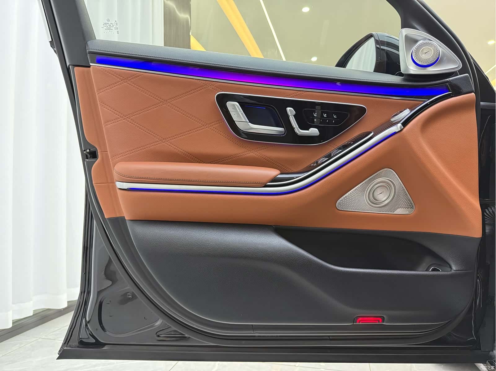 Maybach S-Class, 2022 3