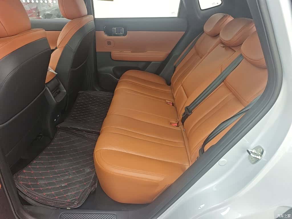 Wuling Starlight, 2026 24