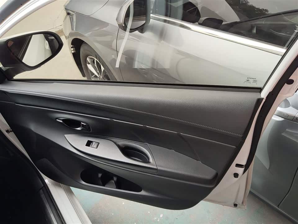 Toyota YARiS L Zhixuan