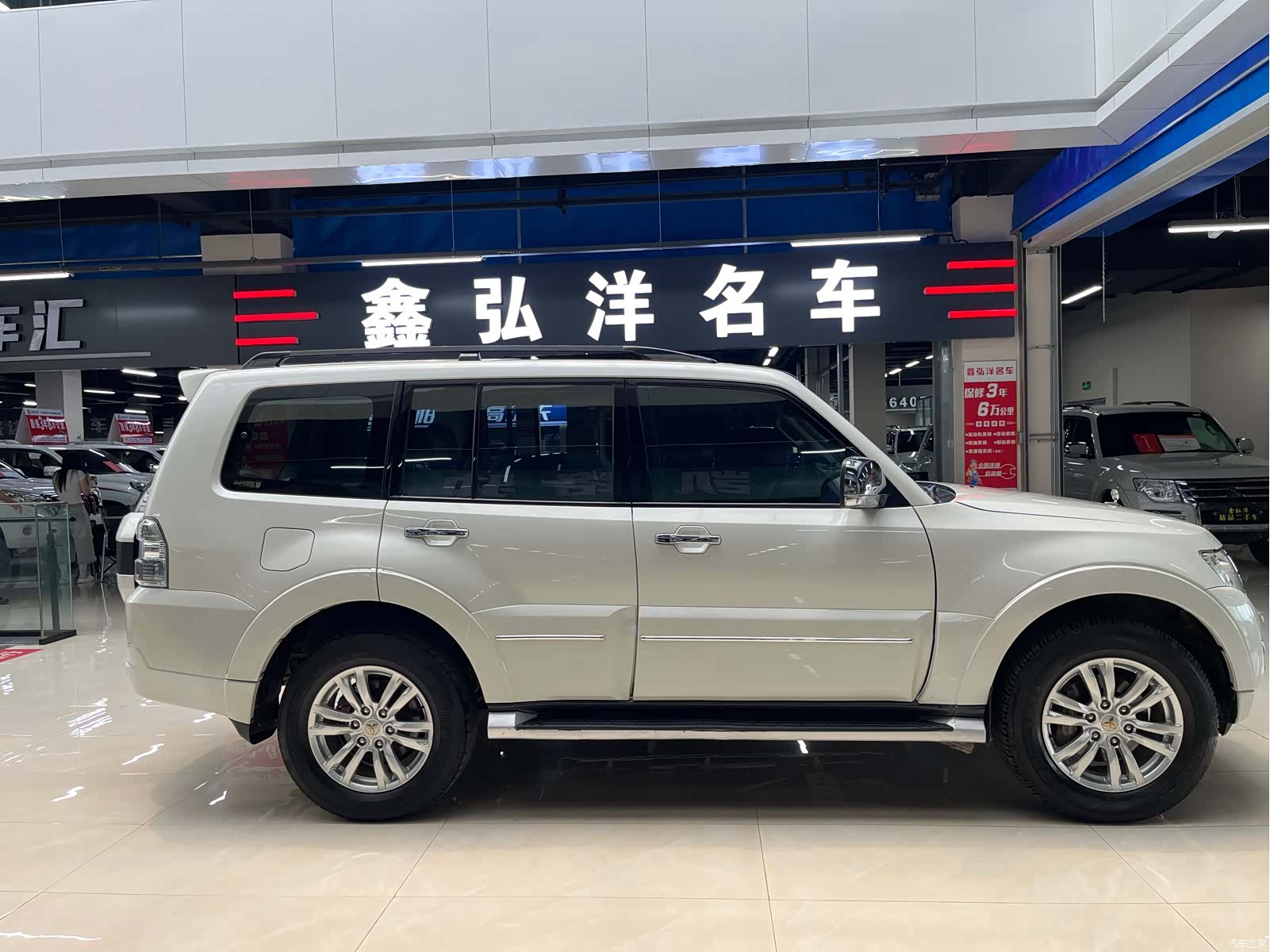 Mitsubishi Pajero, 2020 4