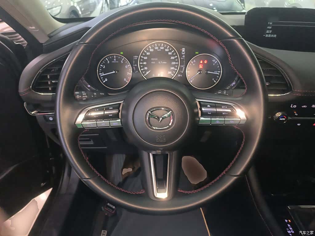 Mazda Mazda3, 2023 11