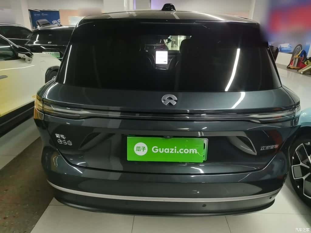 NIO ES8, 2023 6