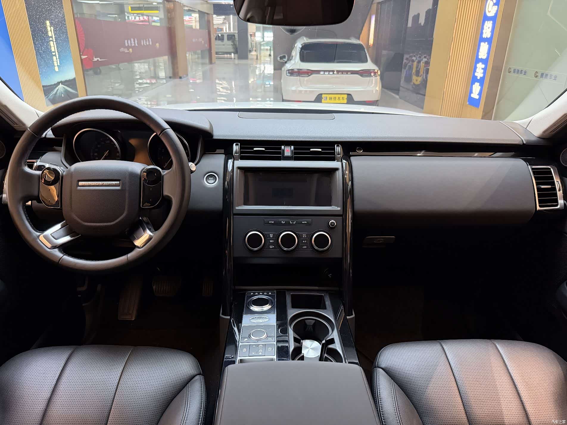 Land Rover Discovery, 2019 9
