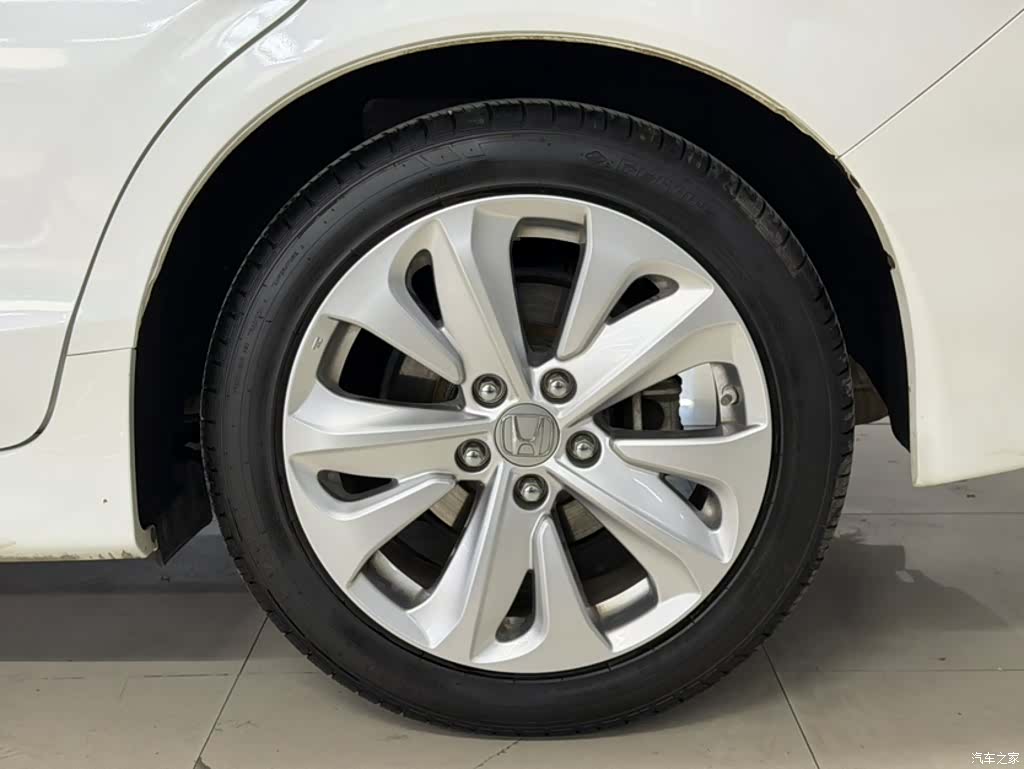 Honda Jade, 2018 15