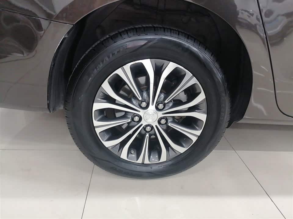 Buick GL8