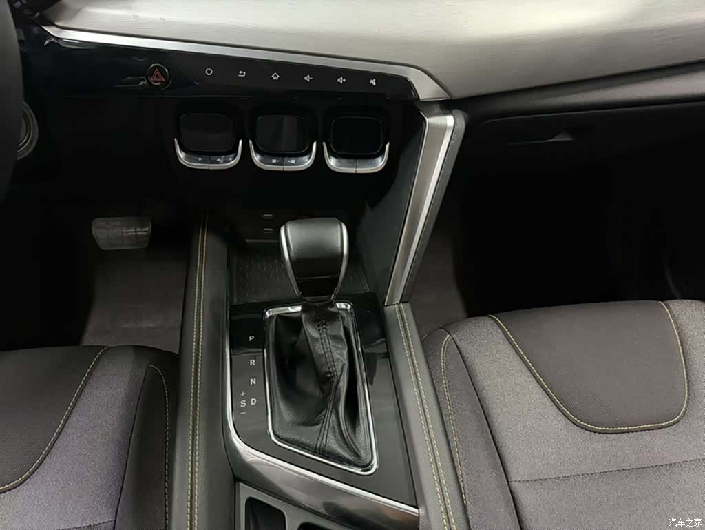 BAIC X3, 2022 10