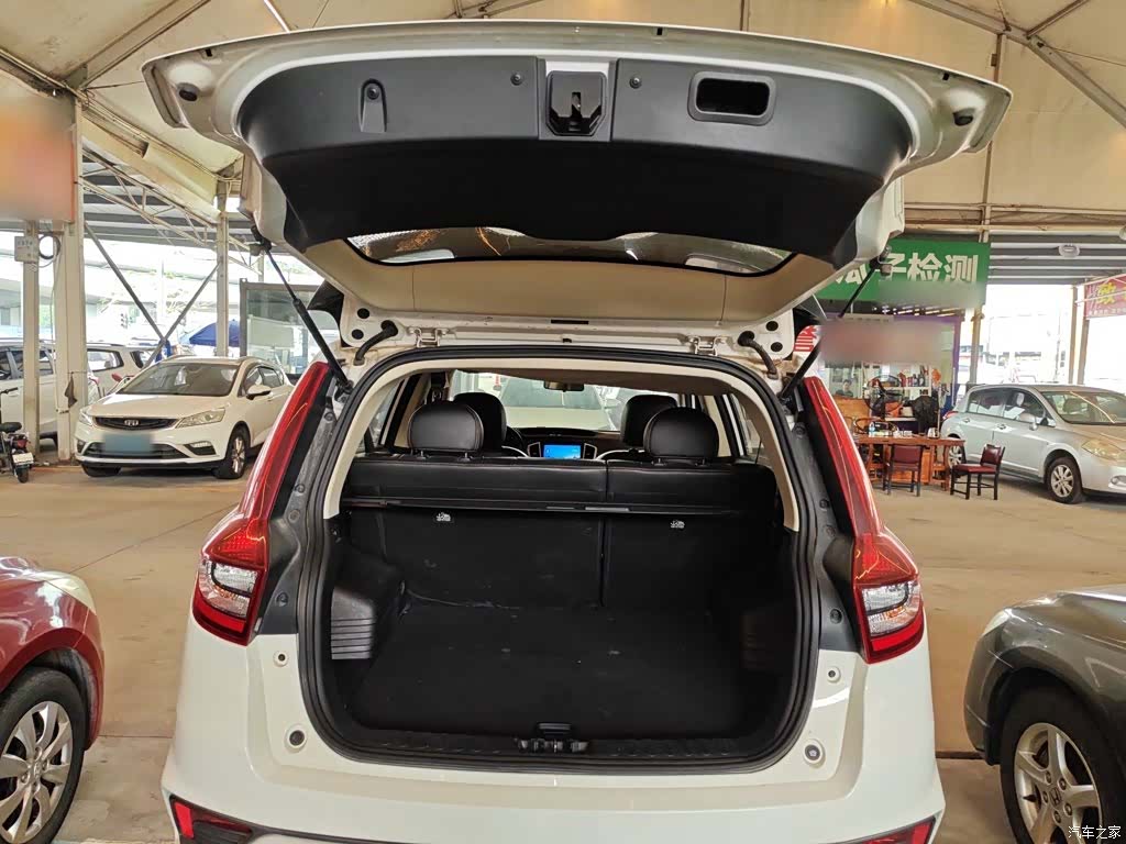 Geely X6, 2019 19