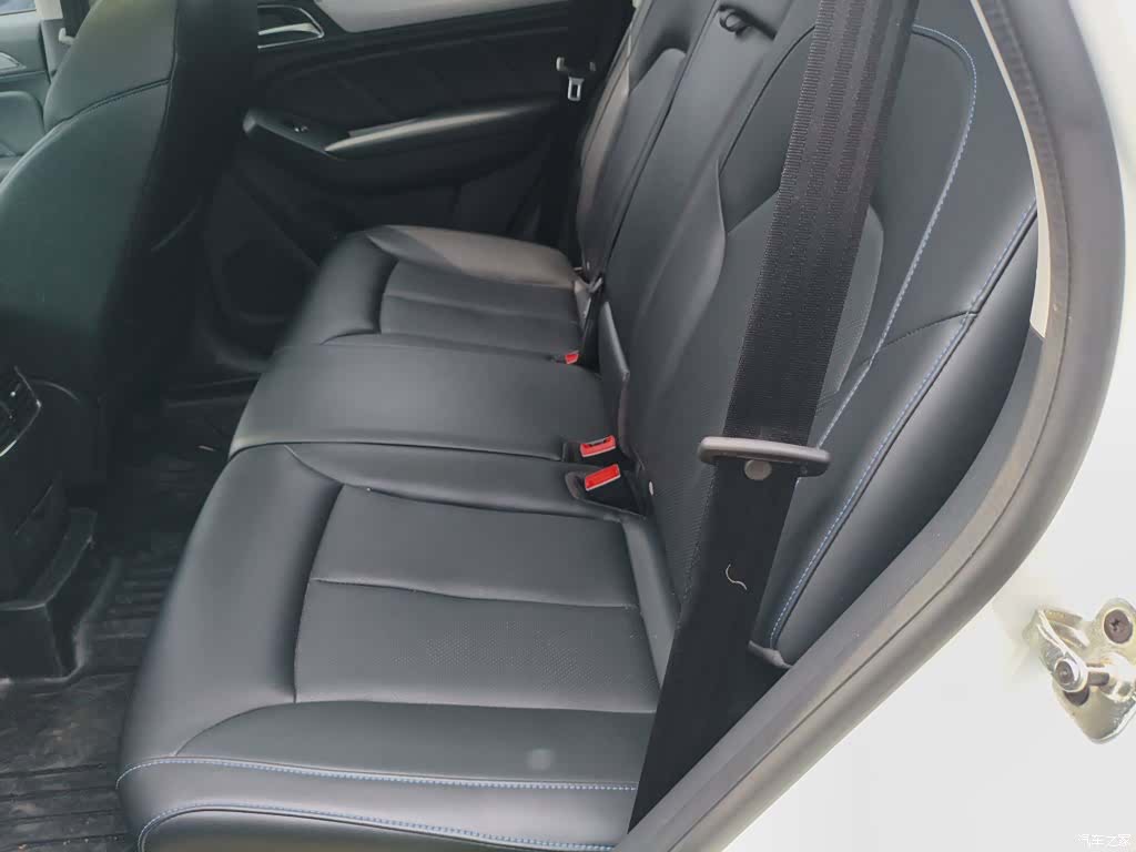 Roewe RX5, 2021 17
