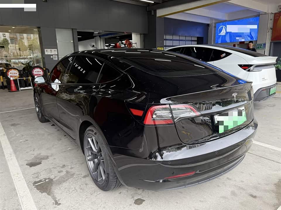 Tesla Model 3 Tesla Model 3
