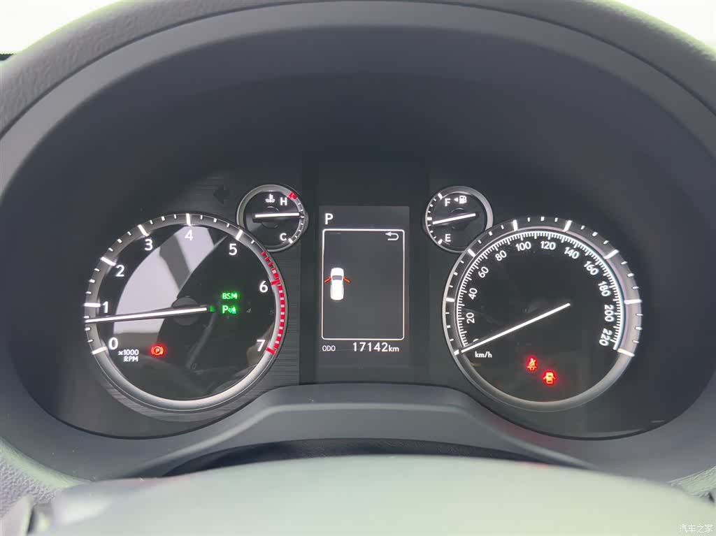 Lexus GX, 2025 13