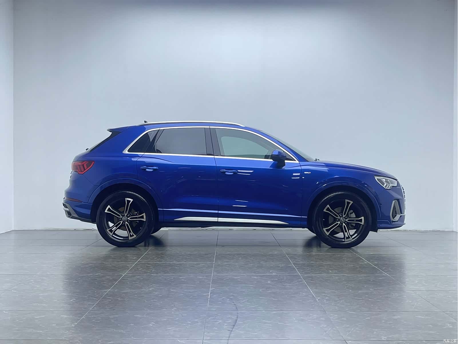Audi Q3, 2021 8