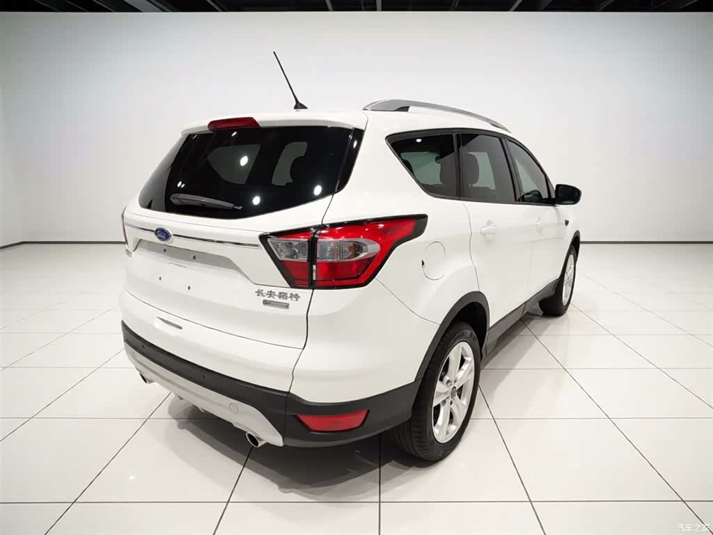Ford Kuga, 2017 7