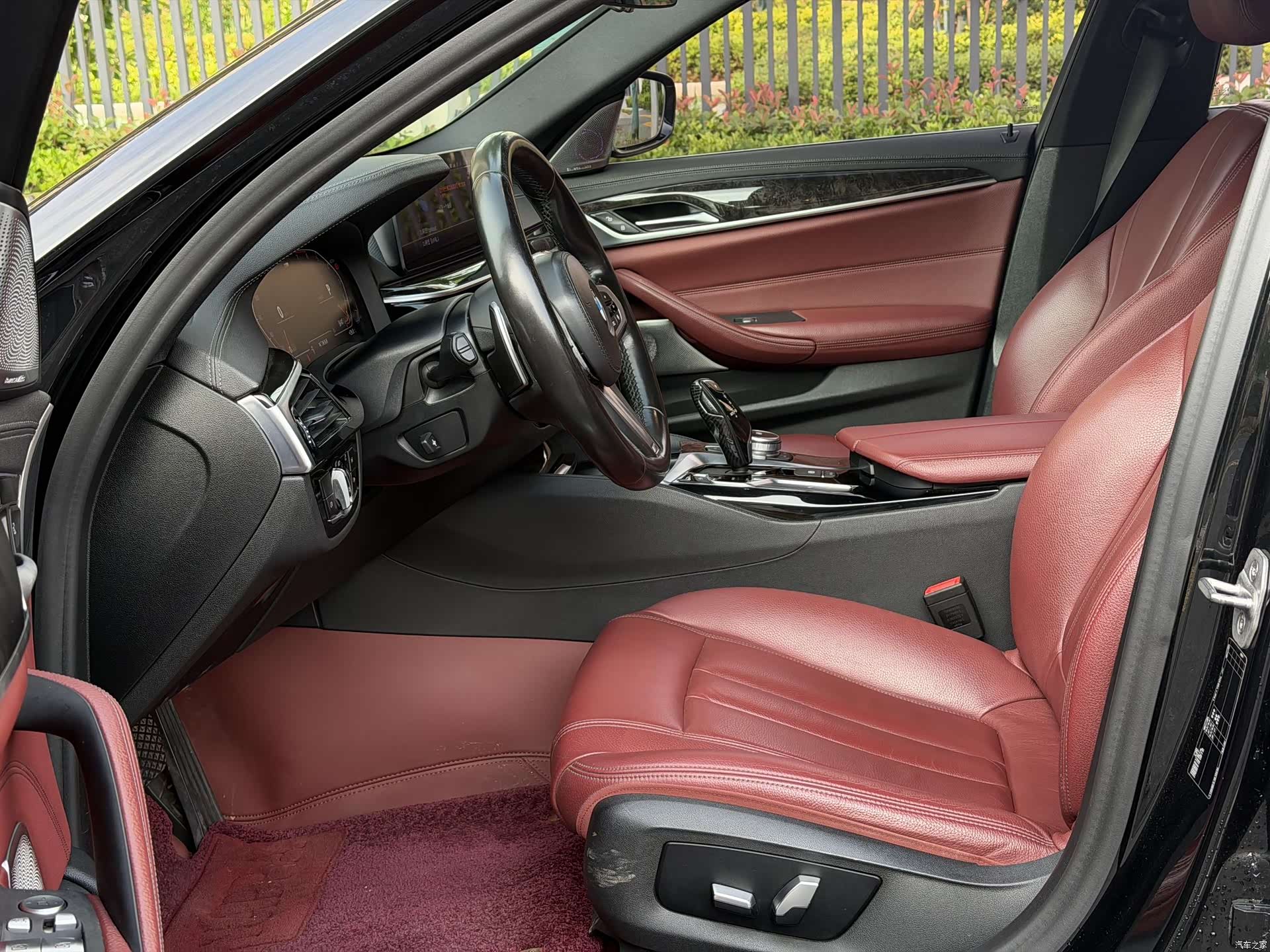 BMW 5 Series, 2020 6
