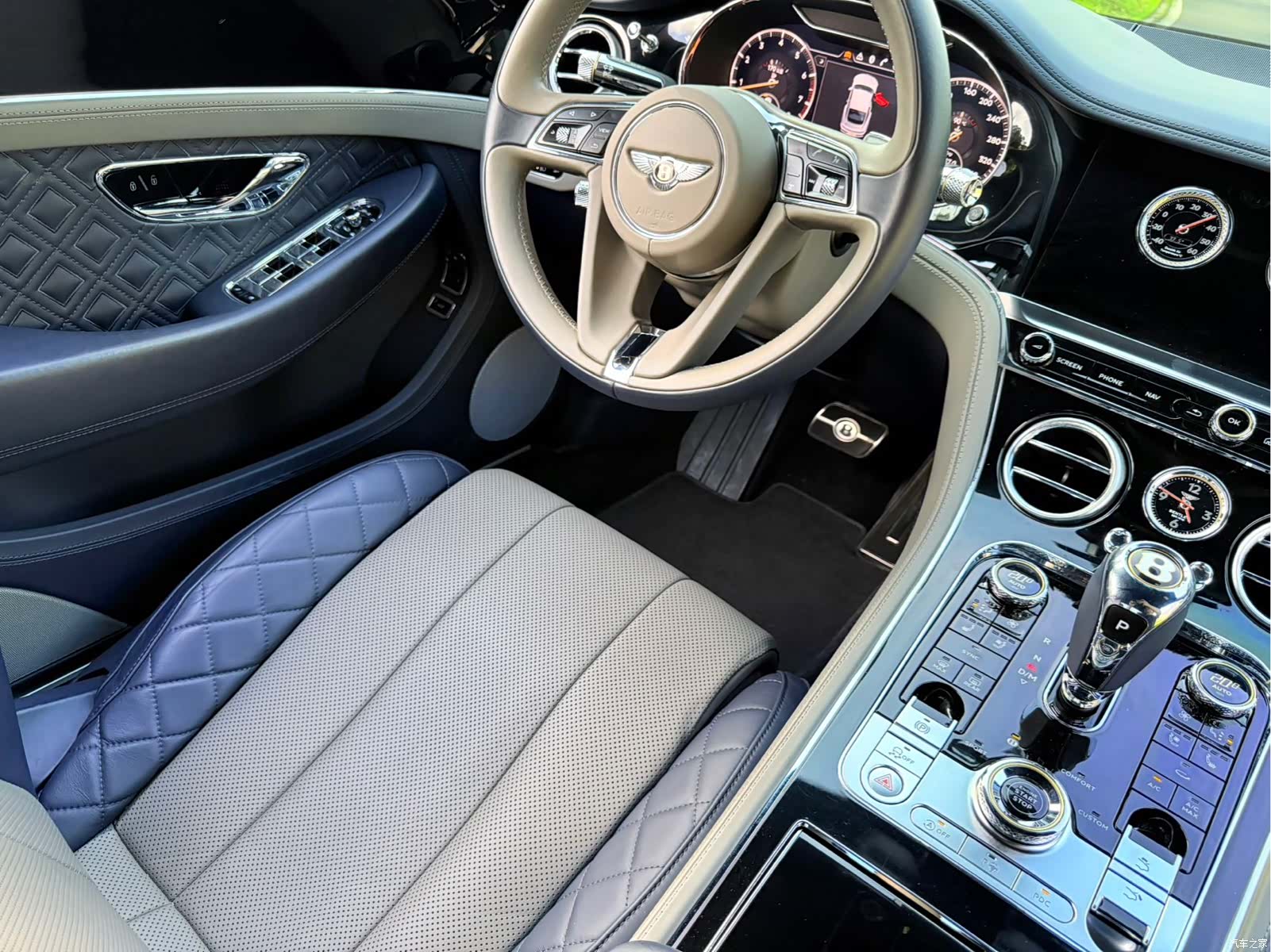 Bentley Continental GT, 2020 15