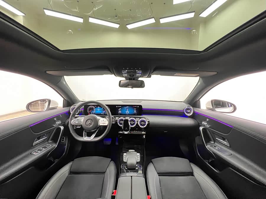 Mercedes-Benz A-Class 2023, фото 5