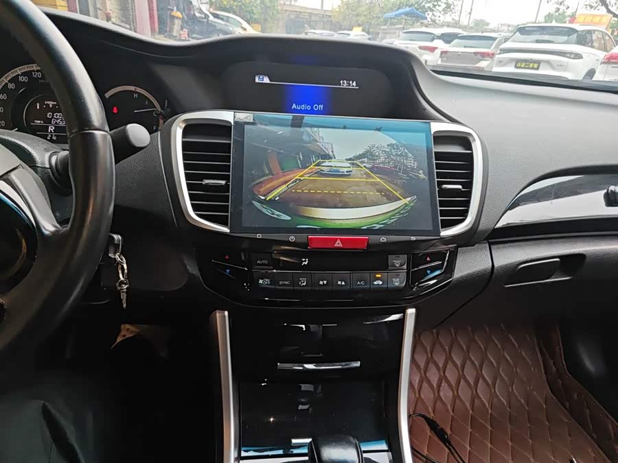 Honda Accord 2016, фото 9