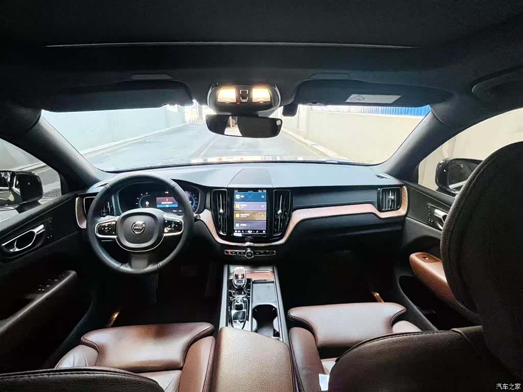 Volvo XC60, 2022 9