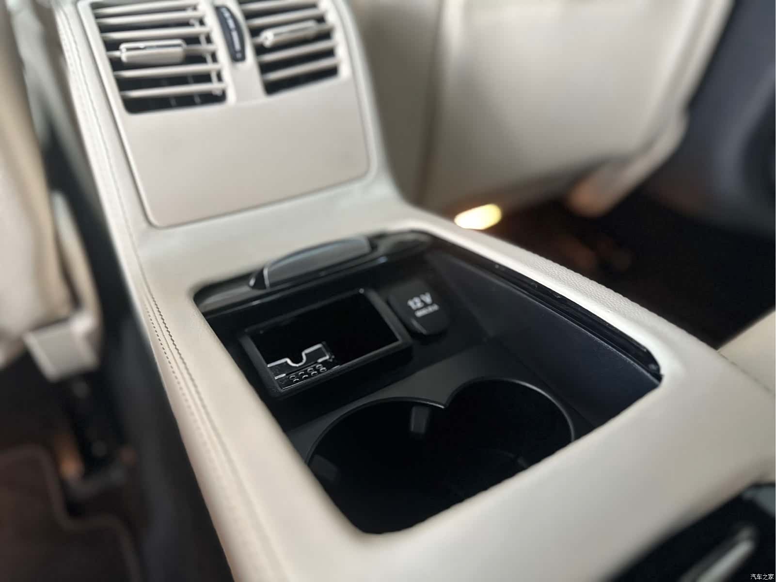 Mercedes-Benz CLS, 2018 9