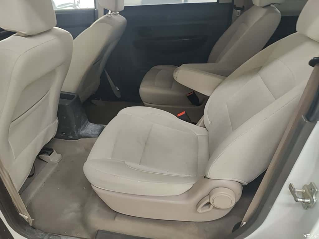 Wuling Hongguang, 2018 13