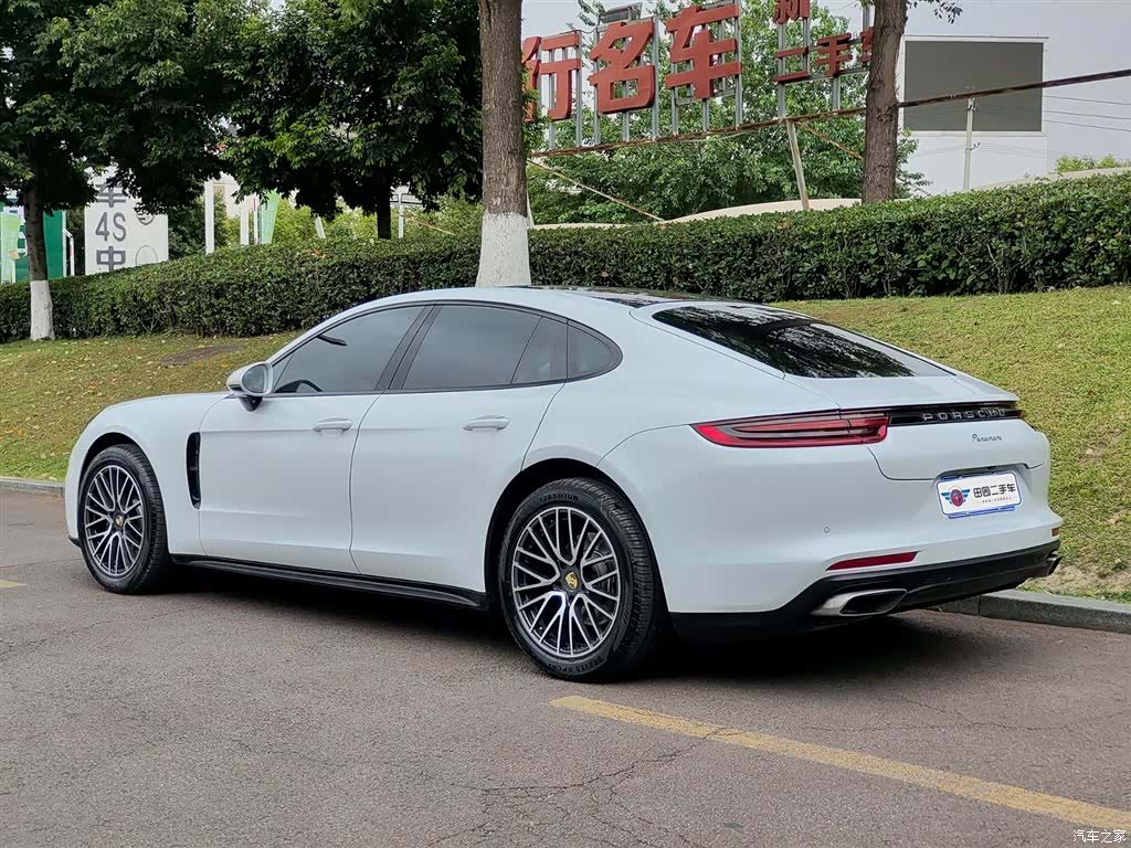 Porsche Panamera, 2018 4