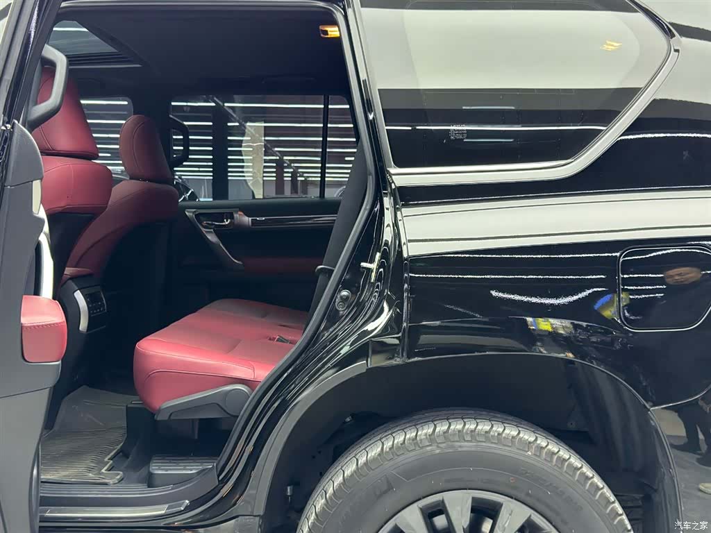 Lexus GX, 2025 7