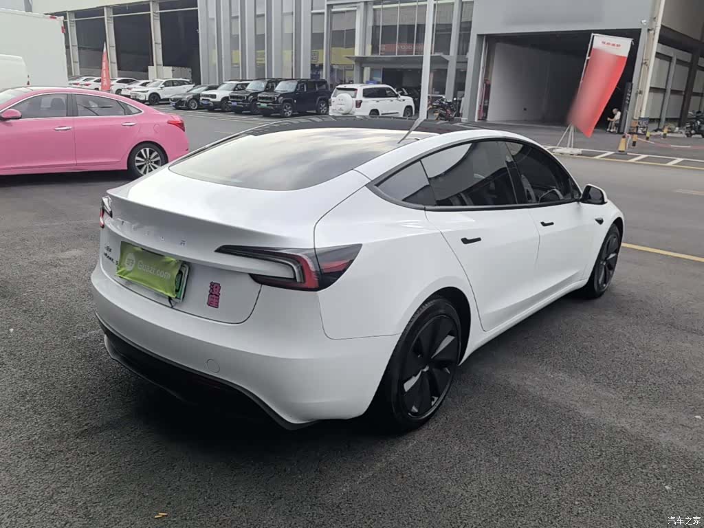 Tesla Model 3, 2024 7