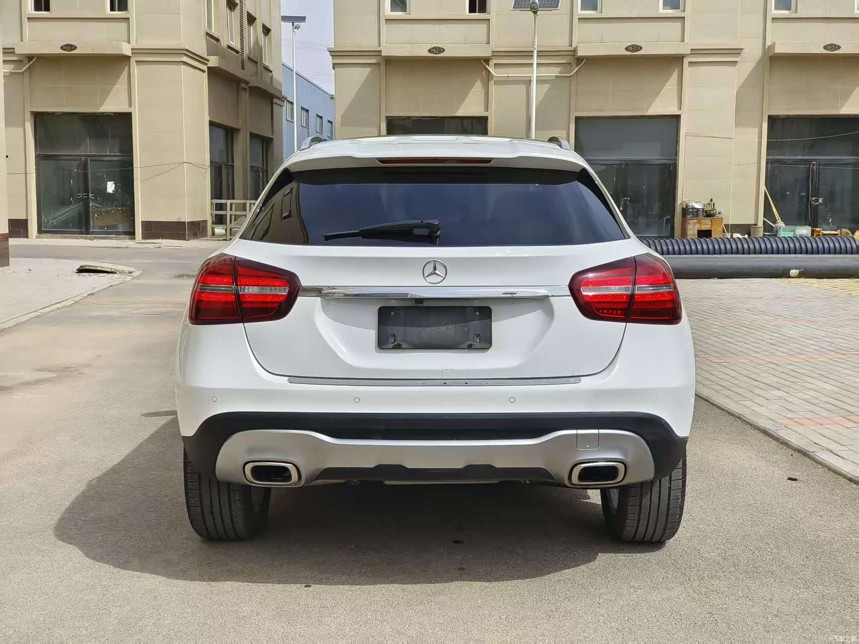 Mercedes-Benz GLA, 2018 8