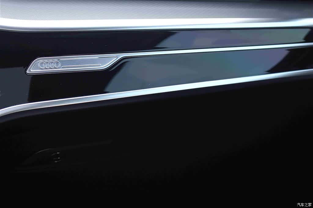 Audi A6L, 2020 12