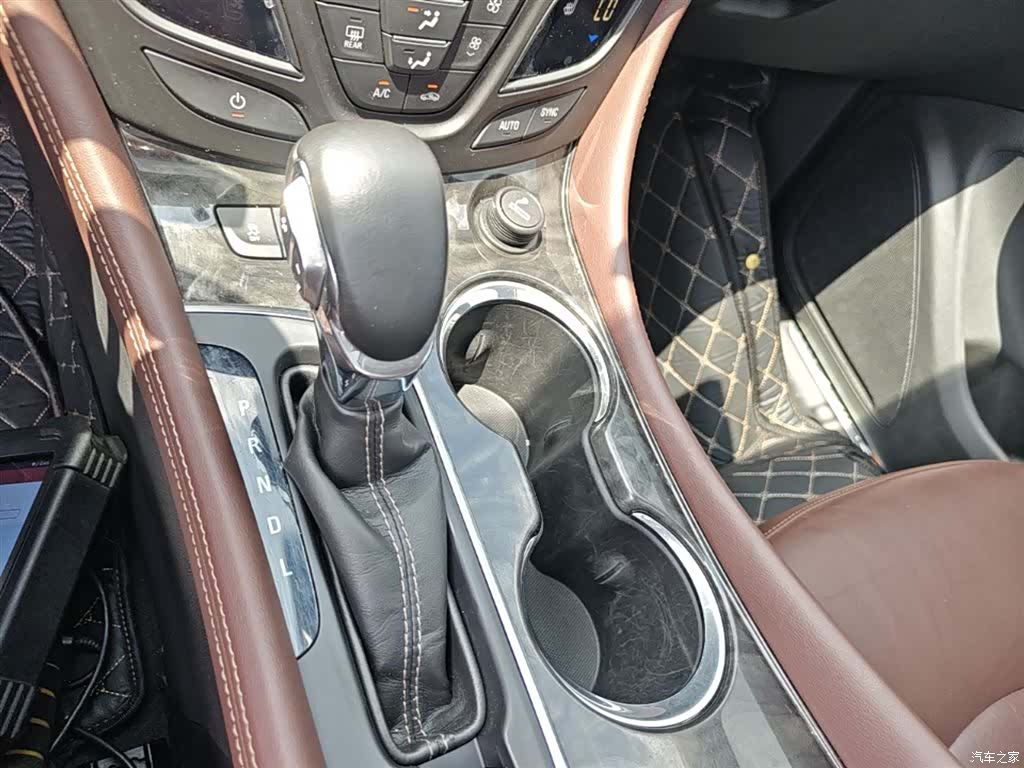 Buick Envision Plus, 2015 14