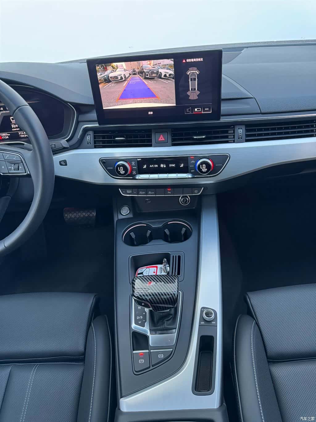 Audi A4L, 2025 все фото