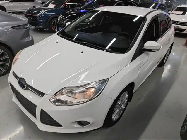 Ford Focus 2013 — купить из Китая под заказ