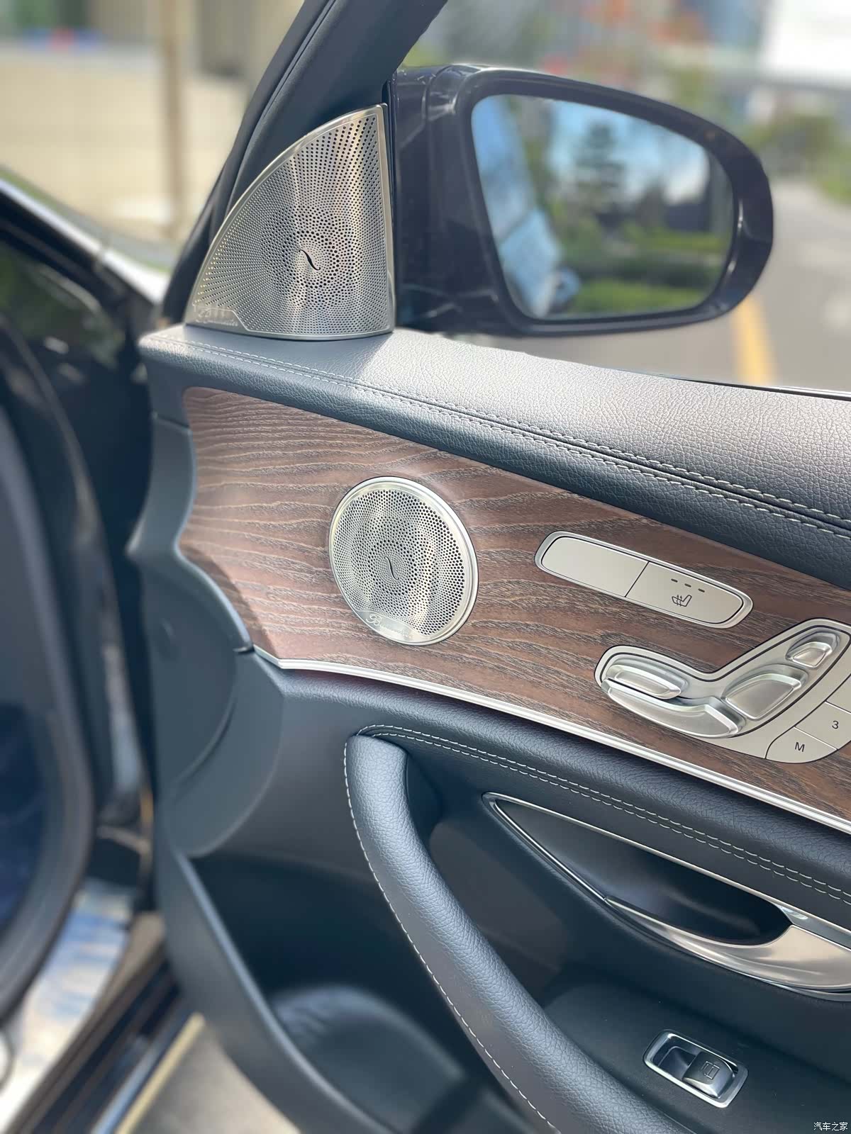 Mercedes-Benz E-Class, 2021 16