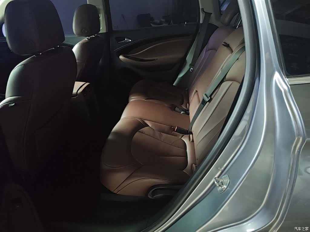 Buick Envision Plus, 2017 17