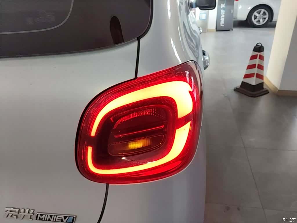 Wuling MINIEV, 2025 24