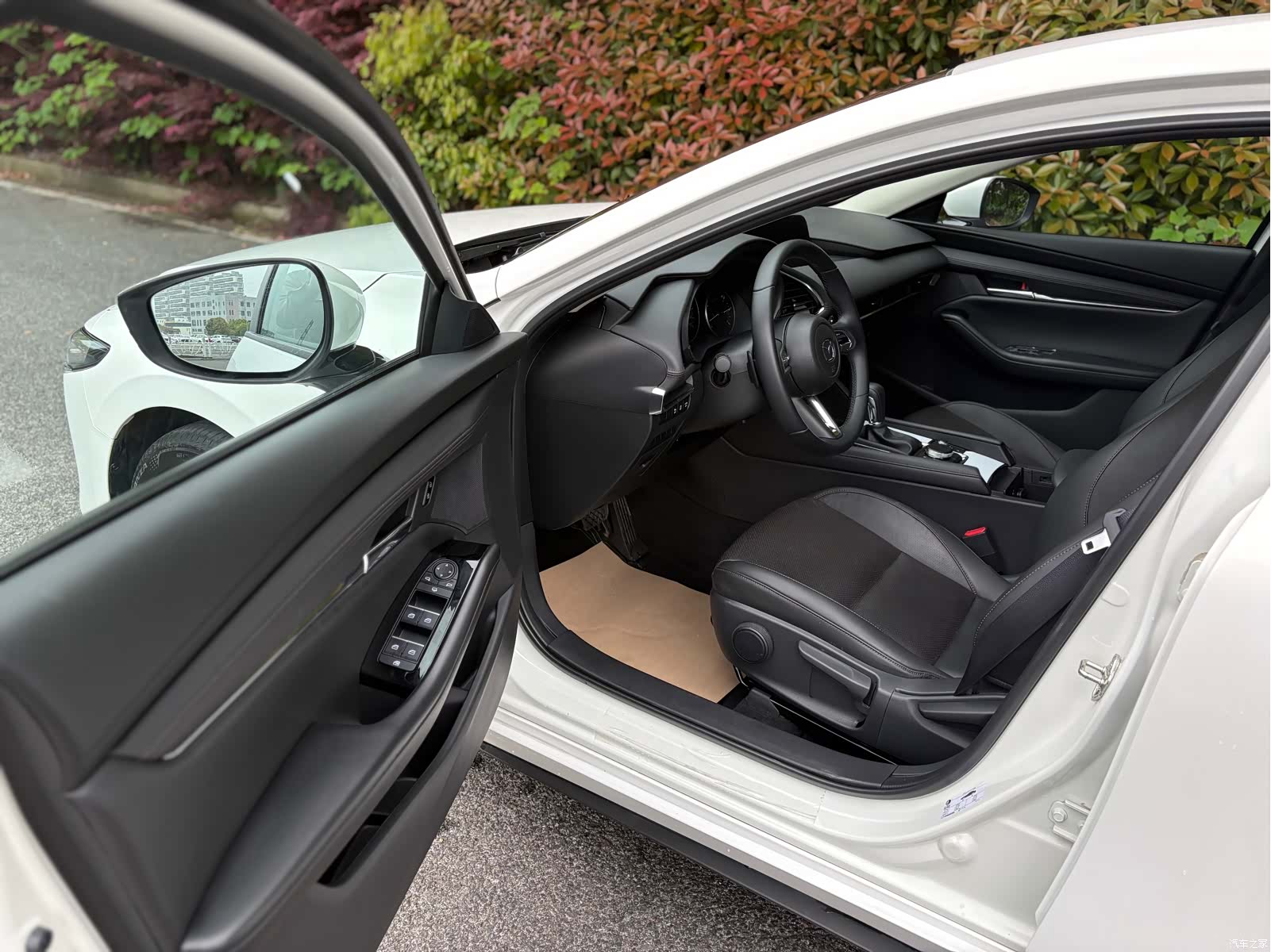 Mazda Mazda3, 2024 10
