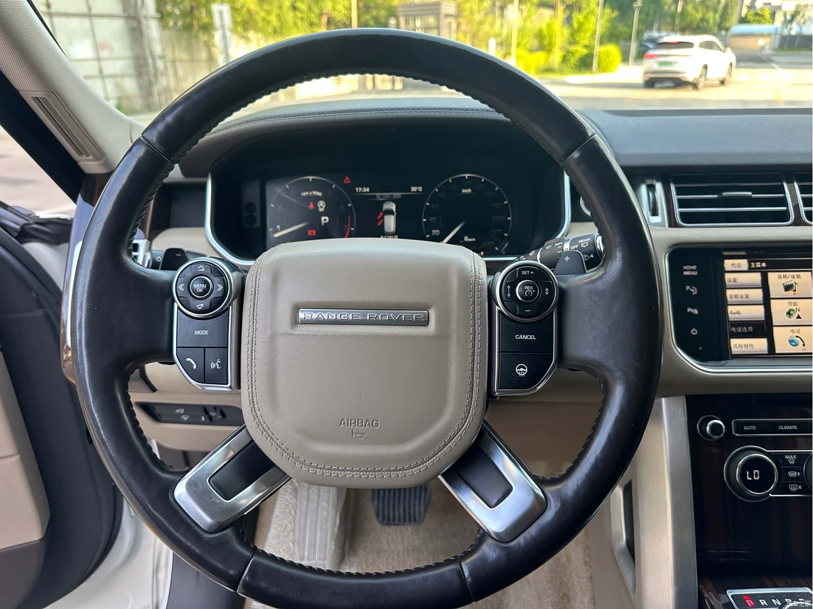 Land Rover Range Rover, 2015 9