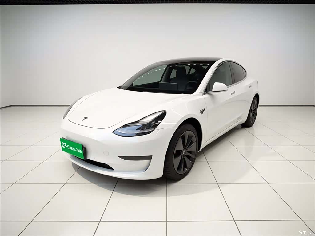 Tesla Model 3, 2019 1