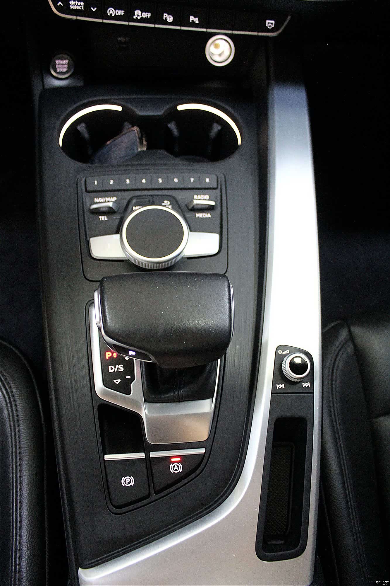Audi A4L, 2019 10
