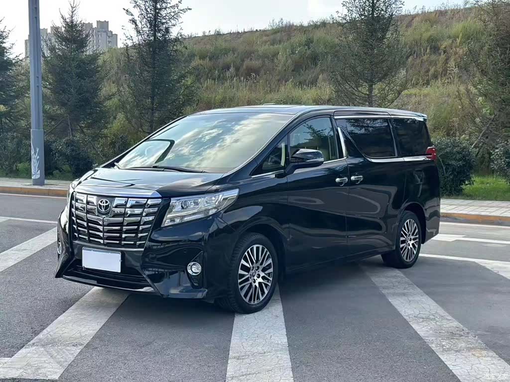 Toyota Alphard, 2017 2