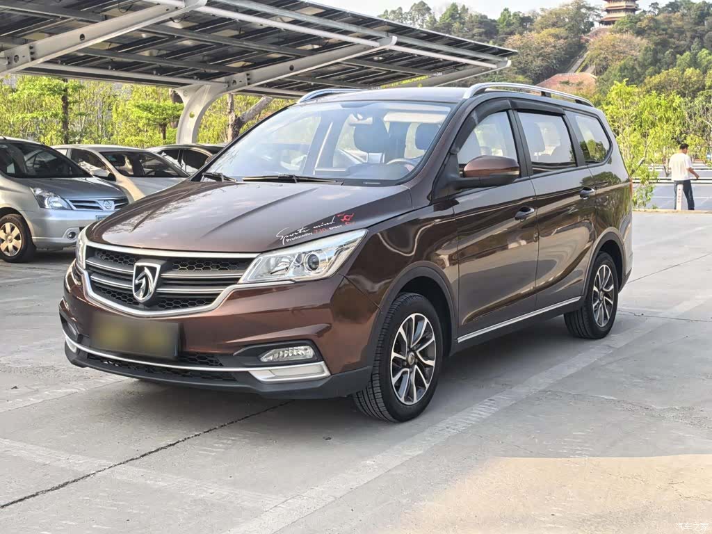 Wuling 730, 2021 1